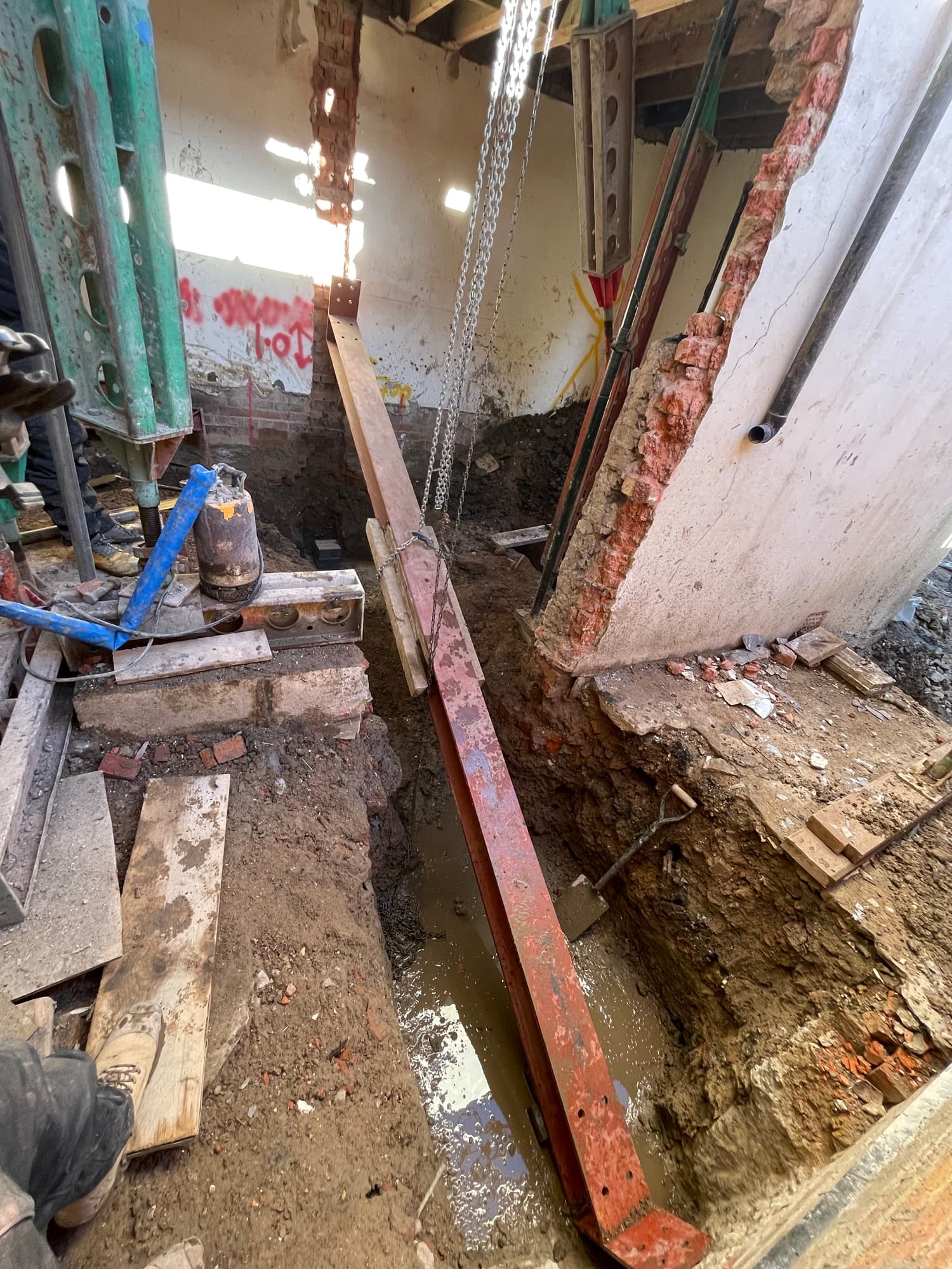 Hampstead Strip-Out & Extension photo 2