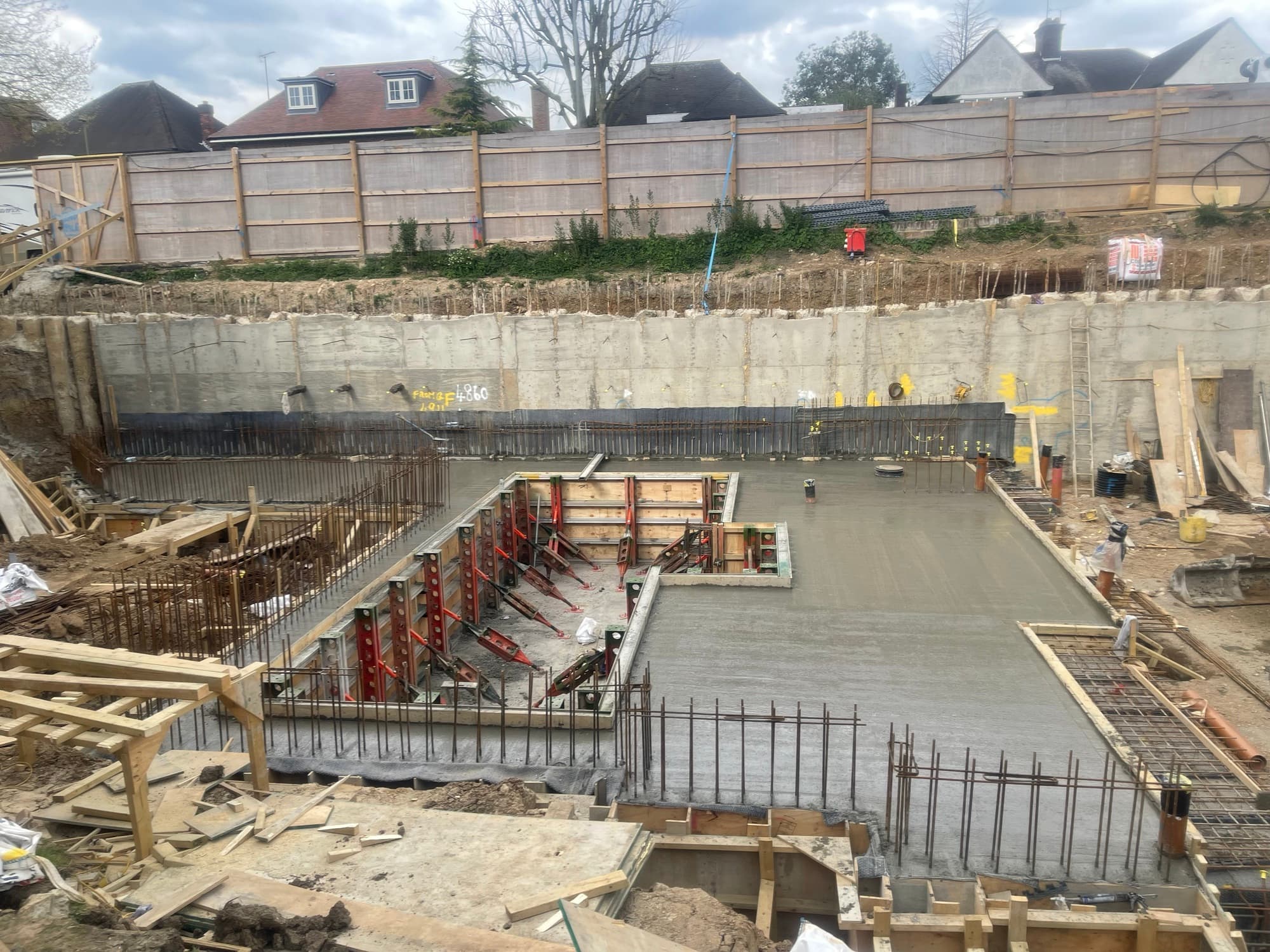 Temple Fortune Basement & Pool photo 4